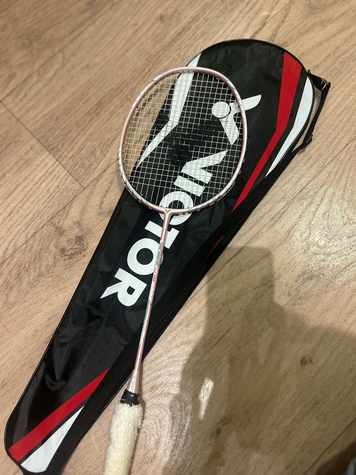 Victor badmintonracket met hoes - Zo goed als nieuw, Ophalen of Verzenden, Zo goed als nieuw, Racket(s)