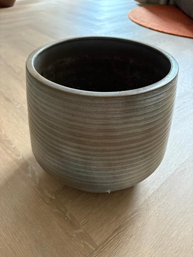 Bloempot (ongeveer 24,5cm), Ophalen, Rond, Aardewerk, Minder dan 40 cm