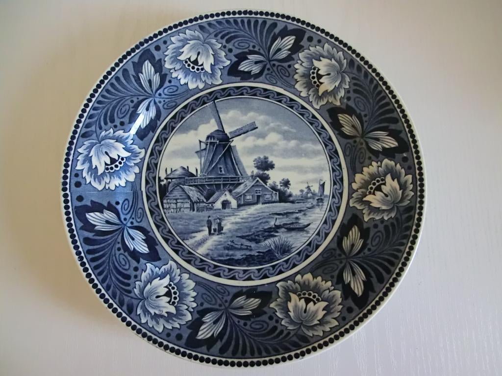 Wandbord Societe Ceramique Maestricht  Hollandia, Antiek en Kunst, Ophalen