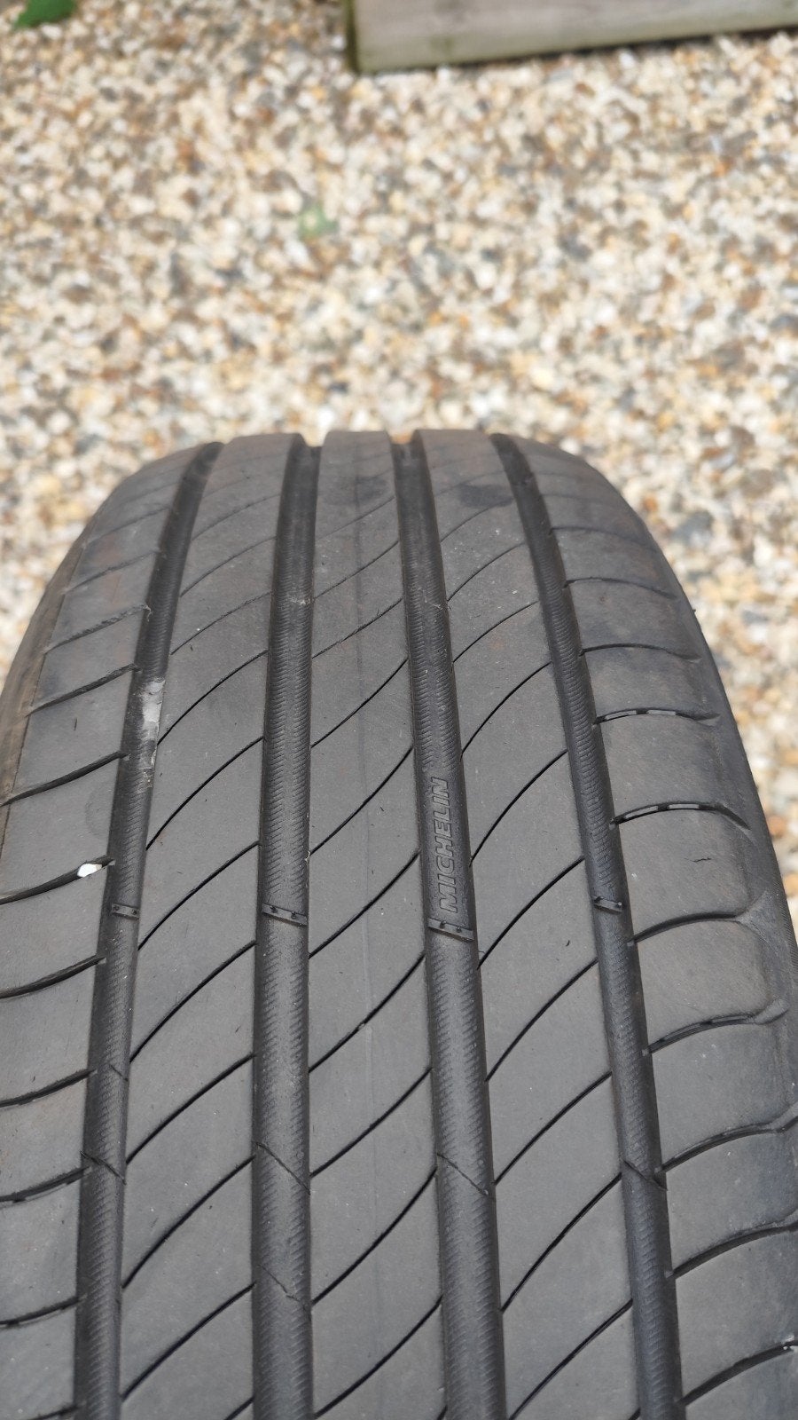 Te Koop: 2x 205/55/16 en 4 x 185/55/15 Michelin, Auto-onderdelen, Ophalen, 15 inch, 185 mm, Band(en)