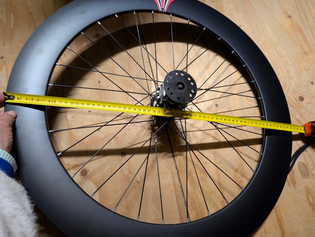 1 Fietswiel voor Racefiets - Zwart, Diepe Velg, Fietsen en Brommers, Fietsonderdelen, Wiel, Onbekend, Nieuw, Ophalen of Verzenden