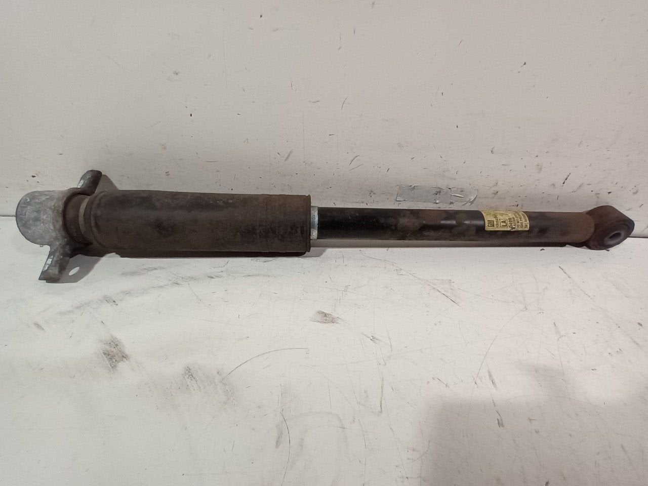 Schokbreker links achter Chevrolet Cruze, Onderdelen@venauto.nl, Van der Ven Autorecycling B.V., Gebruikt, Ettenseweg 76, 4706 PB Roosendaal, The Netherlands
