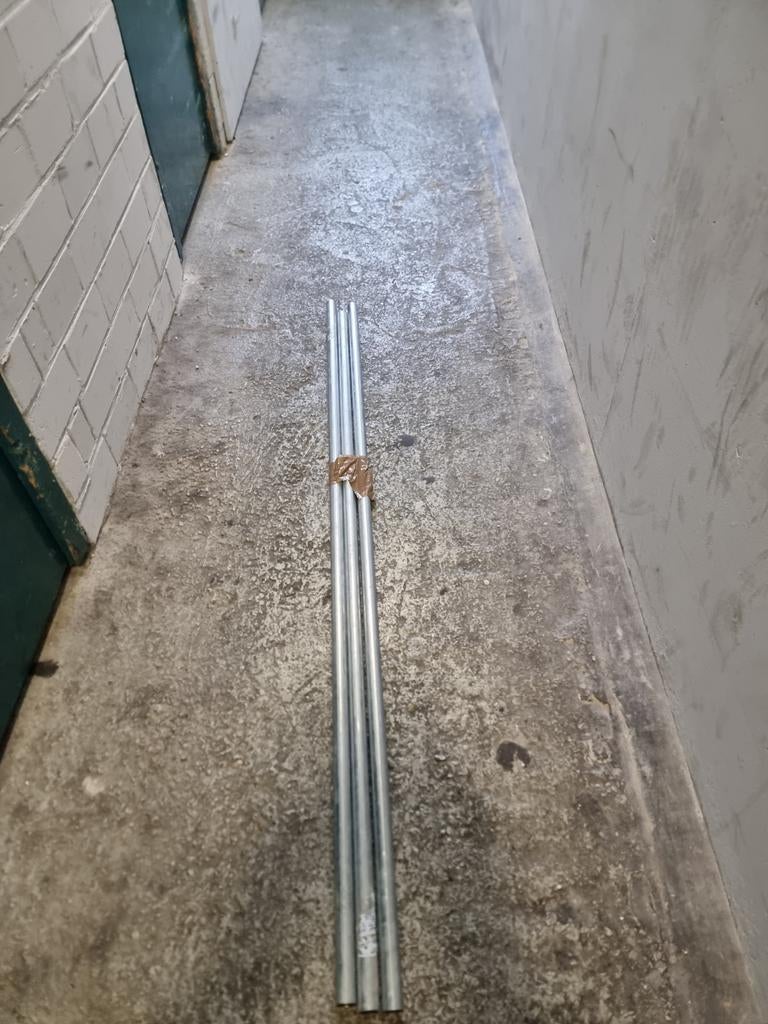 Stalen buizen, Doe-het-zelf en Verbouw, Metalen, Ophalen of Verzenden, Zo goed als nieuw