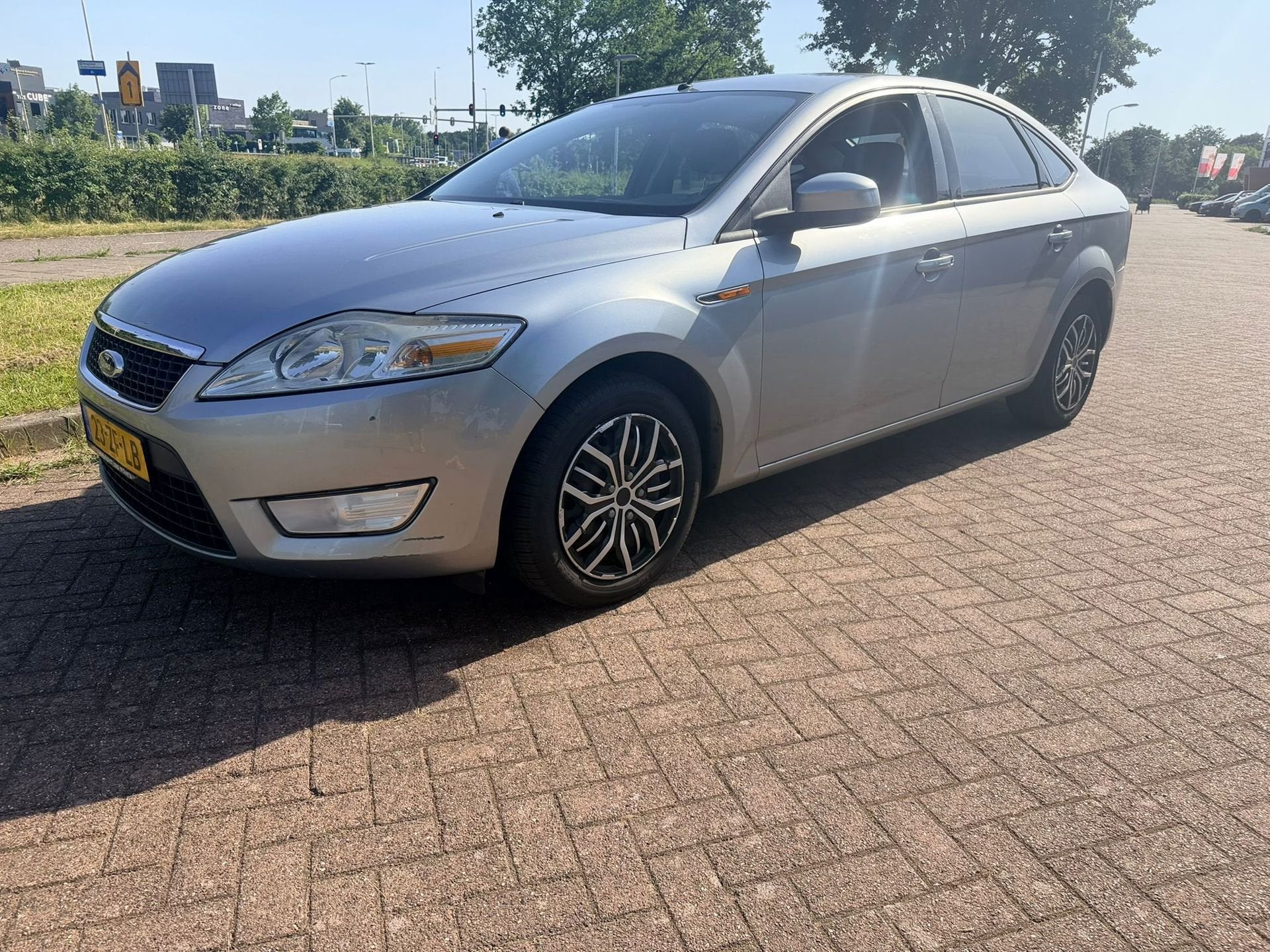 Ford Mondeo 1.6-16V Benzine - APK 03-2027 - Top staat, Auto's, Voorwielaandrijving, 1596 cc, 125 pk, Gebruikt