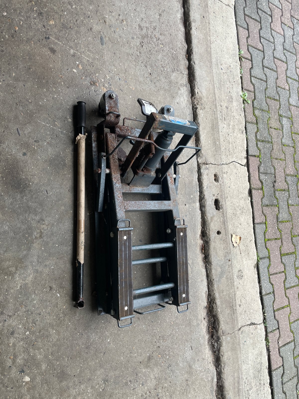 Motorfietskrik met spanbanden, Ophalen, Gebruikt, Hydraulisch, Schaarkrik
