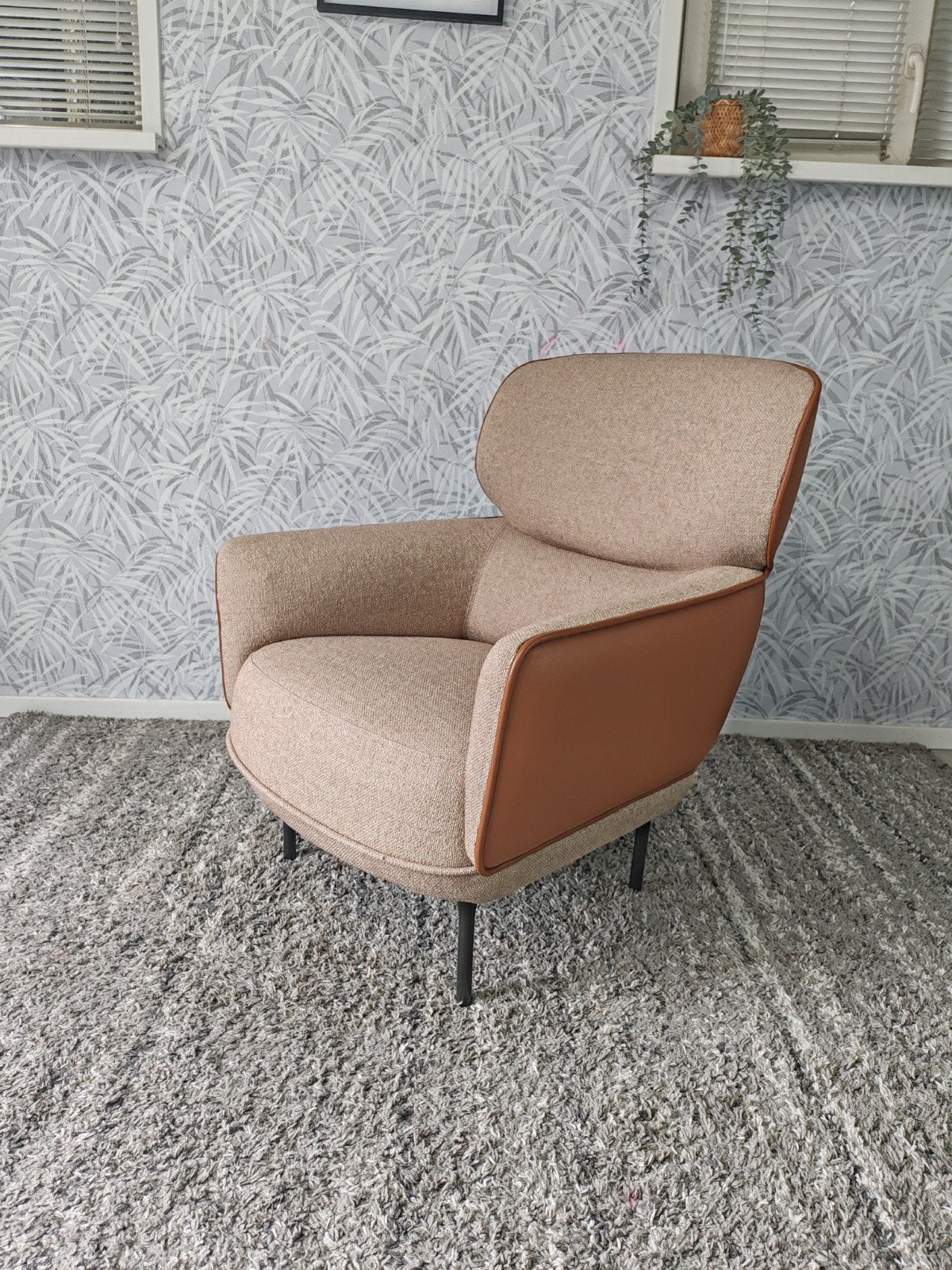 Pode Cabut duotone design fauteuil zgan, Modern, Comfortabel, Kazernestraat 15, 5928 NL Venlo, The Netherlands, 75 tot 100 cm