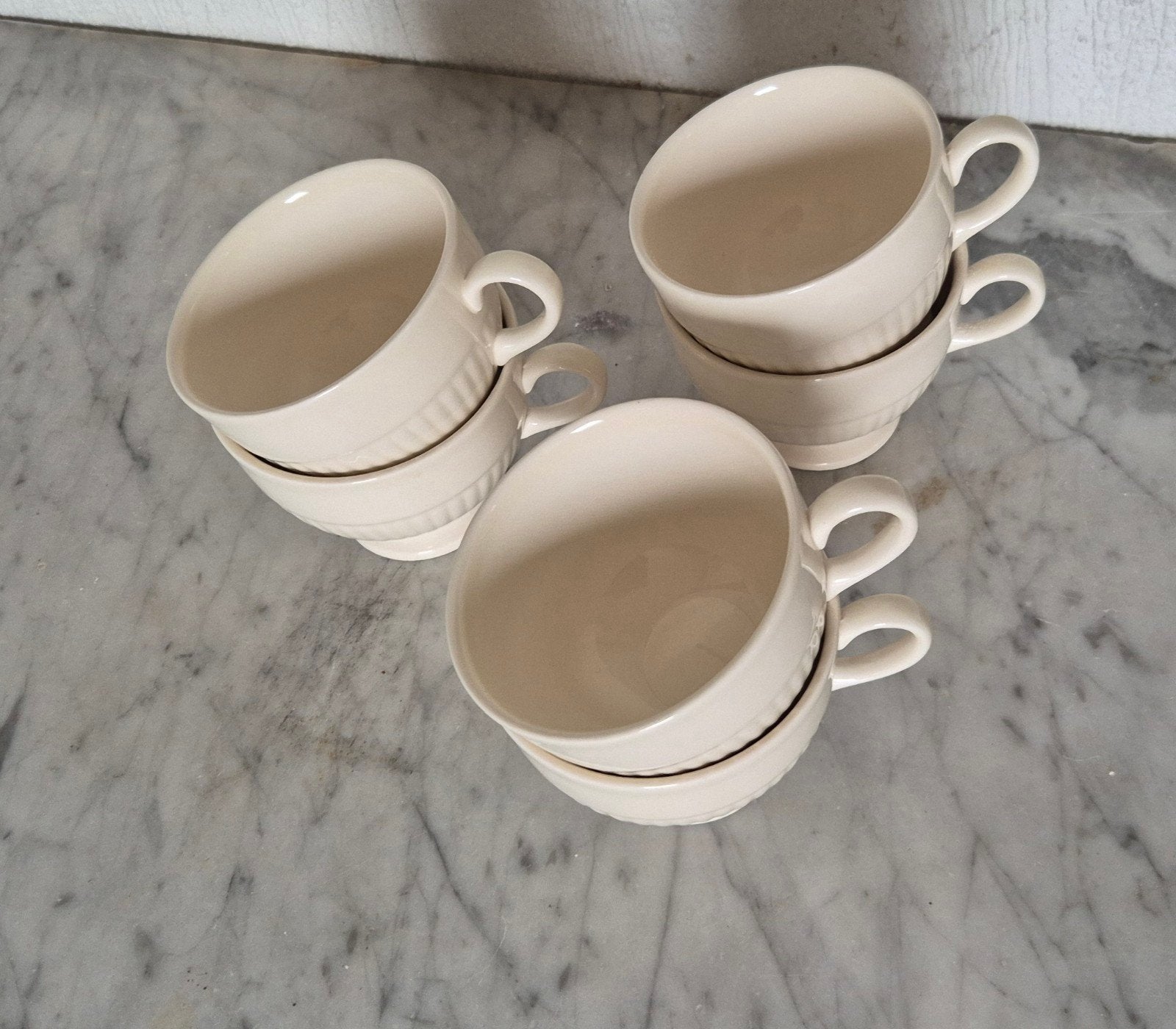Set van 6 Wedgwood 'Made in England' kopjes, Antiek en Kunst, Ophalen