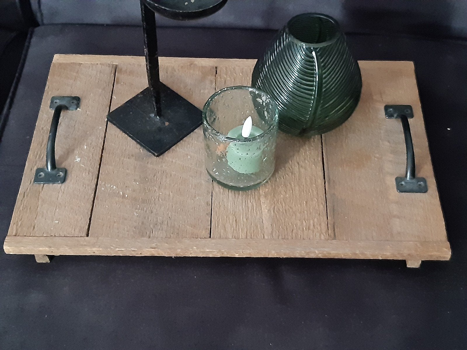Landelijke houten plank ,dienblad, ijzeren handgrepen,sober, Ophalen of Verzenden