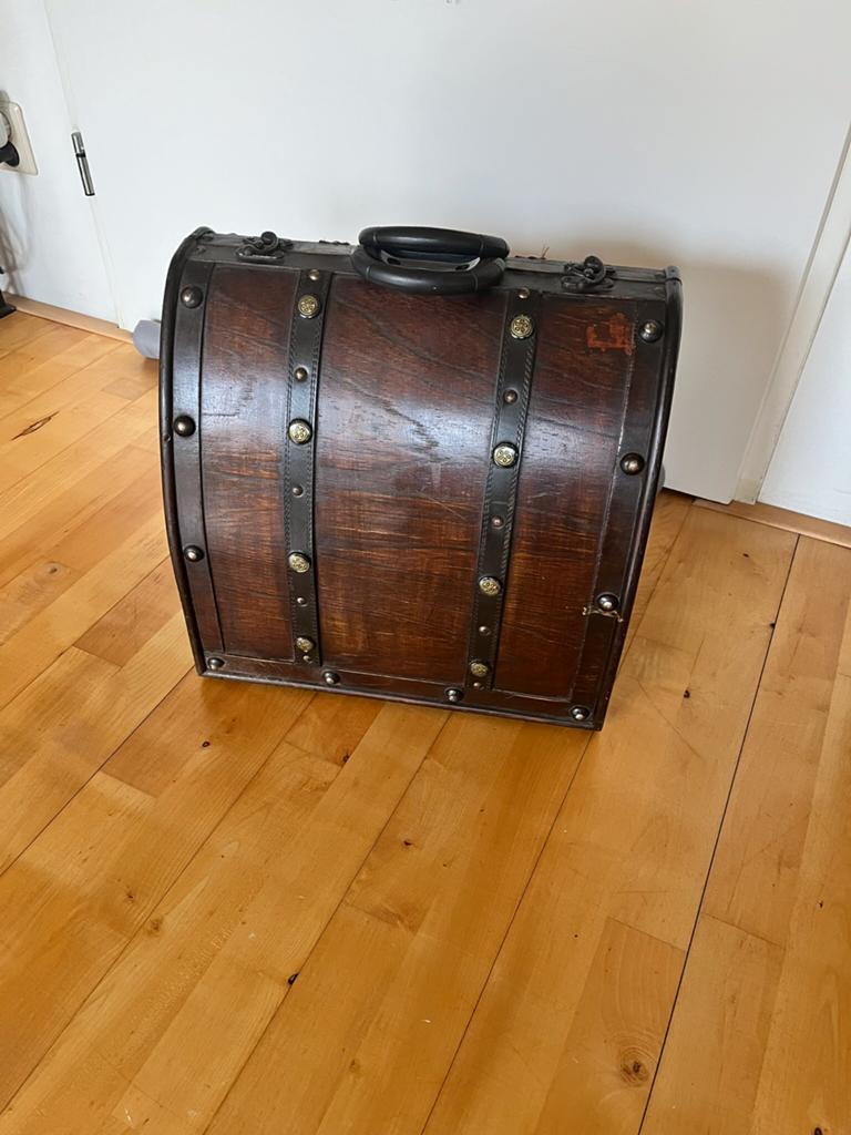 Vintage schatkist- hout, Huis en Inrichting, Woonaccessoires | Kisten, Ophalen of Verzenden, Zo goed als nieuw, Minder dan 50 cm