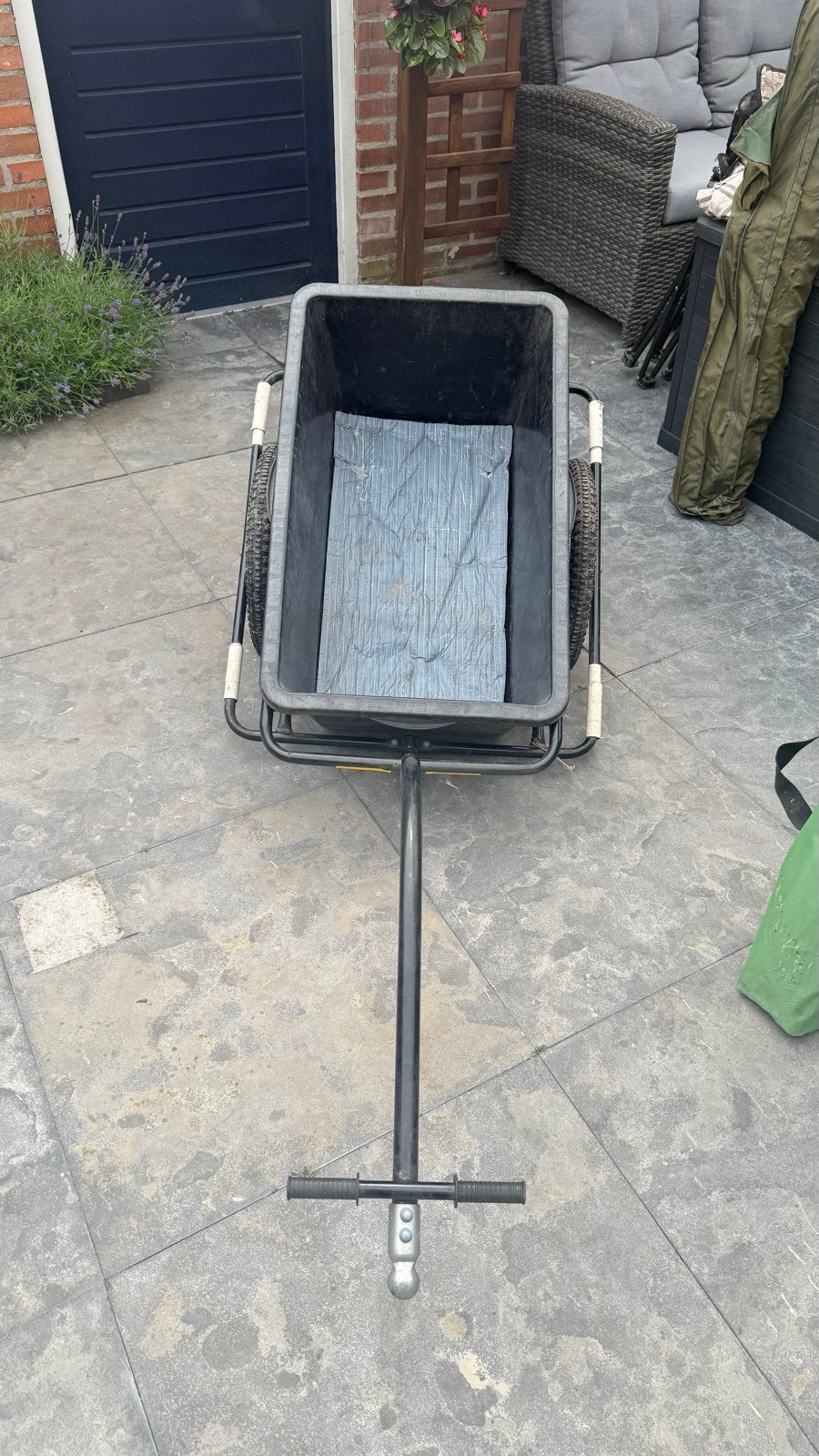 Complete visuitrusting met kar en diverse accessoires, Watersport en Boten, Hengelsport | Algemeen, Ophalen of Verzenden, Gebruikt