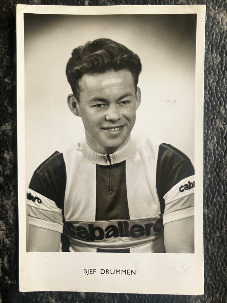 Sjef Drummen - Caballero - 1966 - kaart wielrennen, Verzamelen, Ophalen of Verzenden, Gebruikt, Overige sporten, Spelerskaart