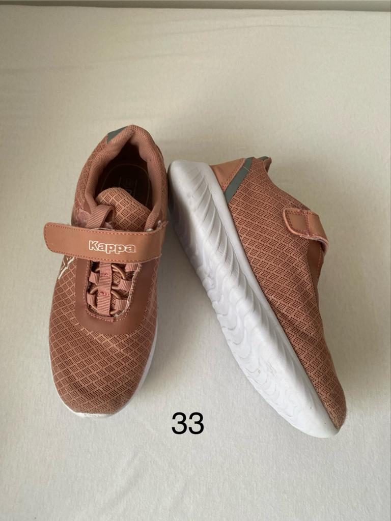 €3 per paar Diverse kinderschoenen in verschillende maten, Ophalen of Verzenden, Gebruikt, Jongen of Meisje, Schoenen