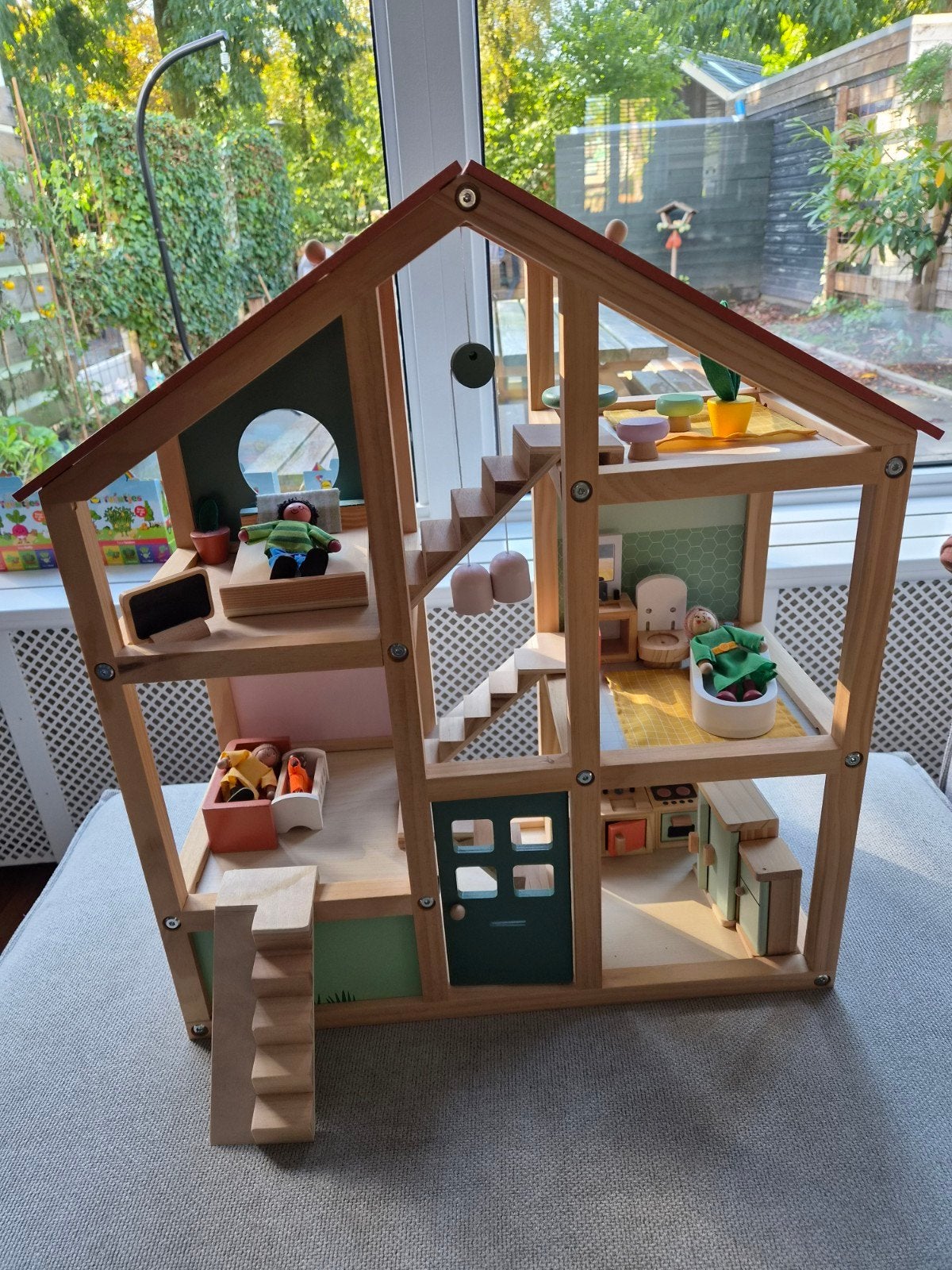 Houten poppenhuis met toebehoren! zgan (Hema), Kinderen en Baby's, Ophalen of Verzenden, Zo goed als nieuw, Poppenhuis