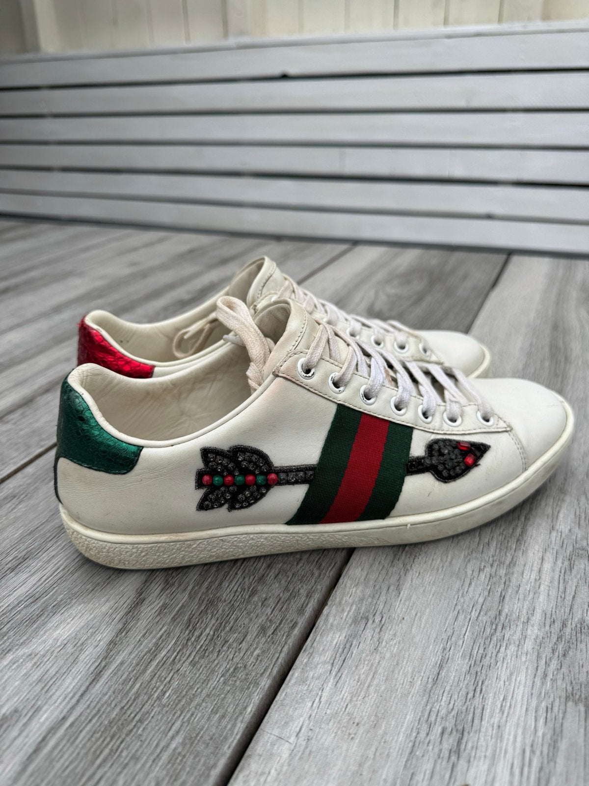 Gucci Ace Arrow sneakers, maat 37, Kleding | Dames, Schoenen, Ophalen of Verzenden, Gedragen, Wit, Sneakers of Gympen