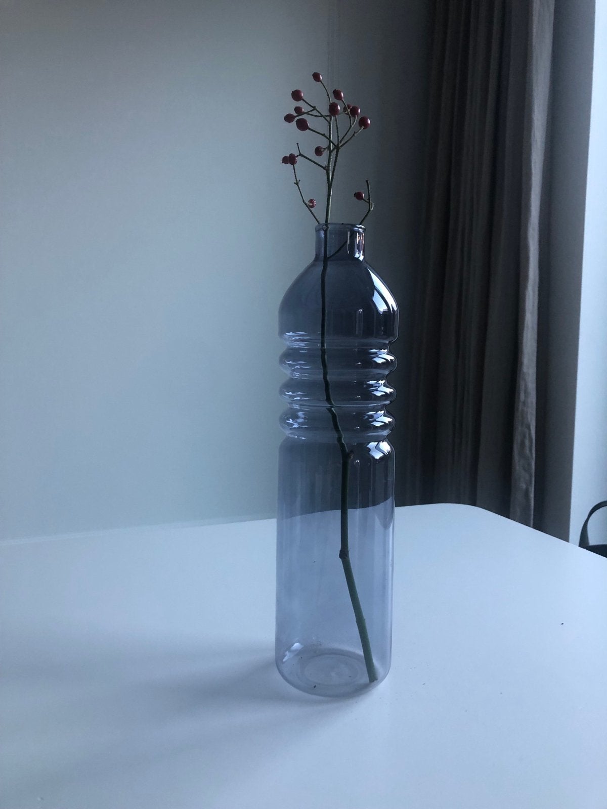 Blauwe glazen fles vaas - Uniek design, Ophalen of Verzenden