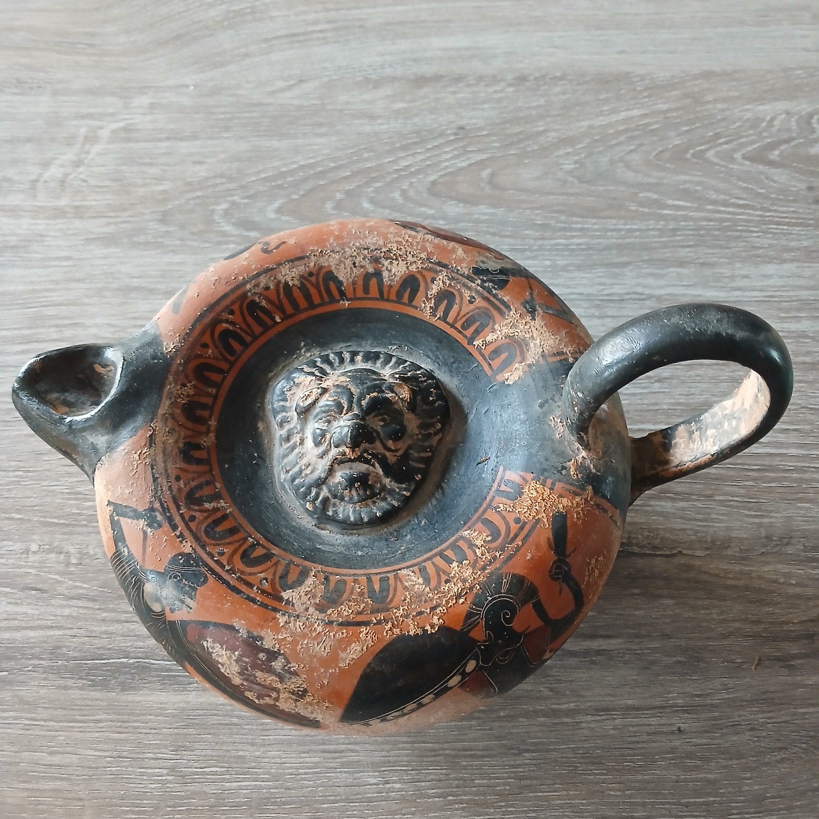 Antieke Griekse Kantharos met Medusa-hoofd, Ophalen of Verzenden