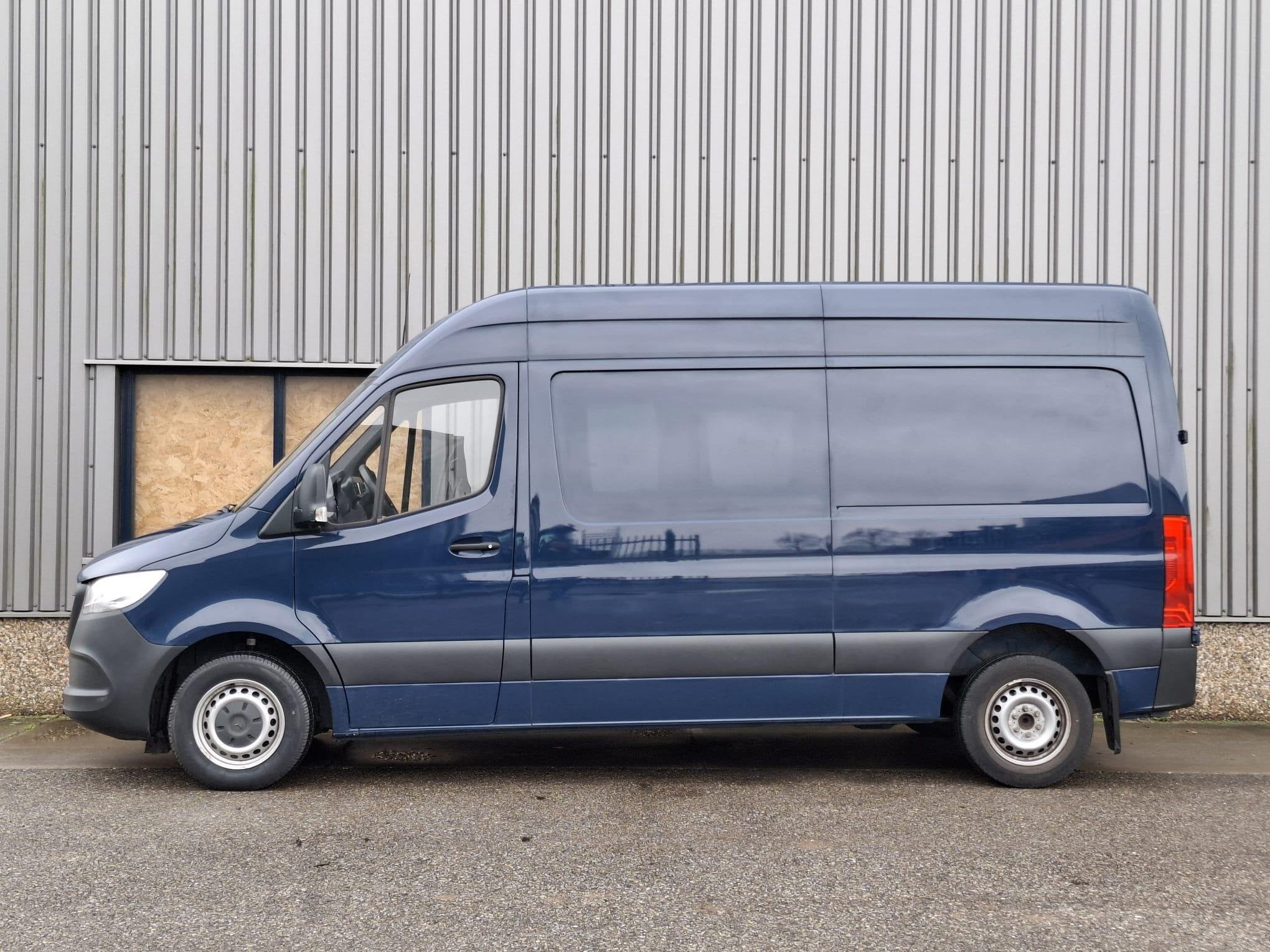 Mercedes-Benz Sprinter 311 2.2 CDI L2H2 / AIRCO / CAMERA / 3, Auto's, Dealer onderhouden, Stof, Gebruikt, Euro 6