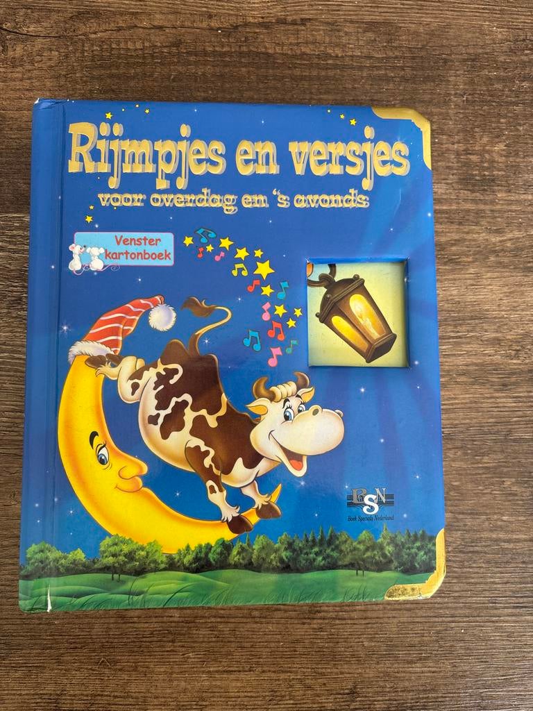 Rijmpjes en versjes voor overdag en 's avonds, Ophalen of Verzenden, Gelezen, Uitklap-, Voel- of Ontdekboek, 1 tot 2 jaar