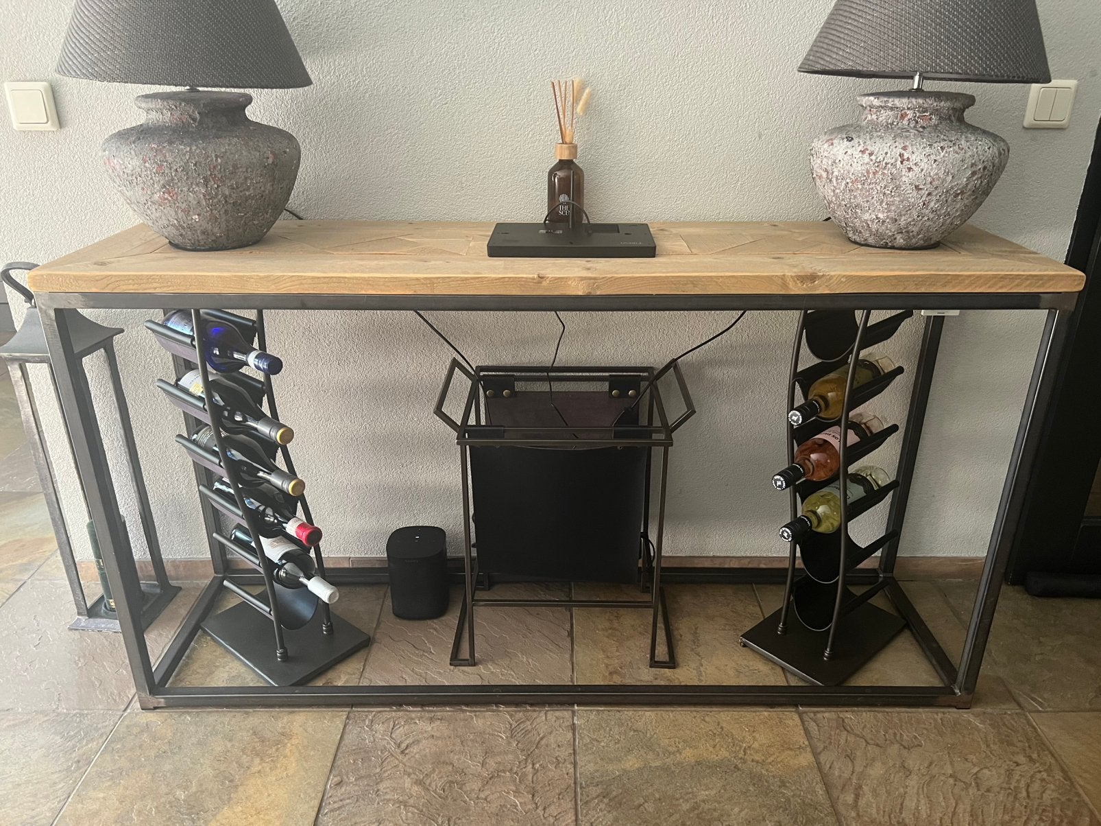Sidetable steigerhout met industrieel onderstel. Merk Jorg, Ophalen, 100 tot 150 cm, Zo goed als nieuw, Industrieel met steigerhout