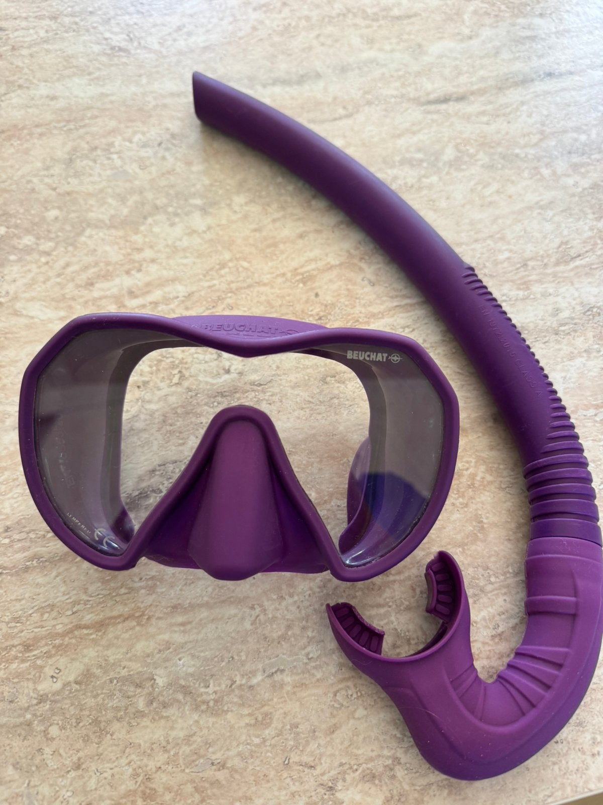 Beuchat maxlux diving mask. Duikmasker. Paars, Ophalen of Verzenden, Zo goed als nieuw, Zwem- of Duikvliezen