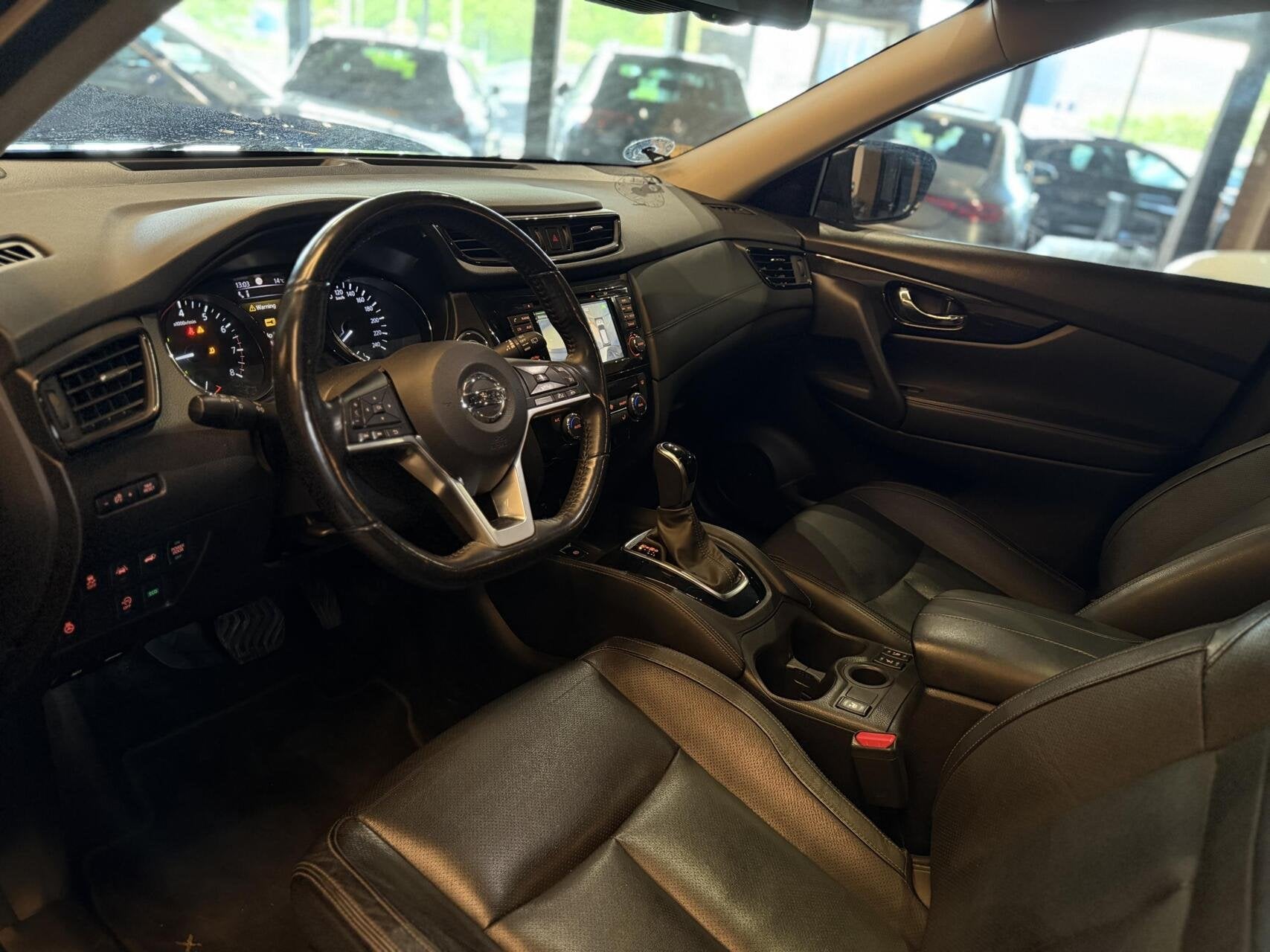 Foto 53 van Nissan X-Trail 1.3 DIG-T N-Tec PANO,TREKH,19''BOSEElecStoel