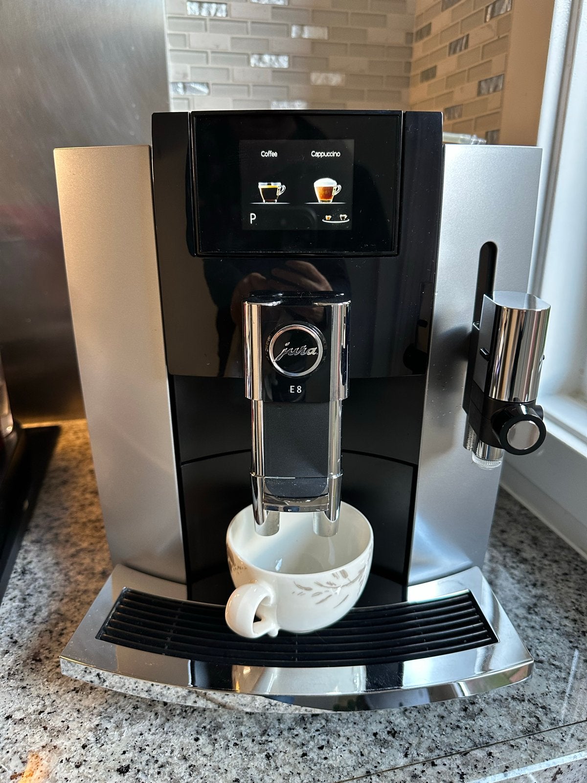 Foto 6 van JURA E8 koffiemachine touchscreen slechts 1647 bereidingen