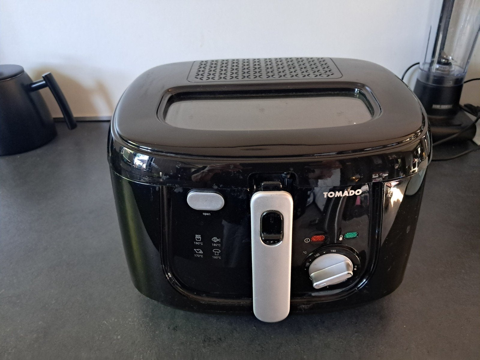 Tomado frituur, Witgoed en Apparatuur, Ophalen