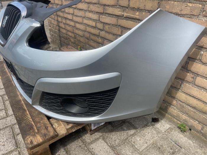 Voorbumper van een Seat Altea, Gebruikt, -, Verzenden, -