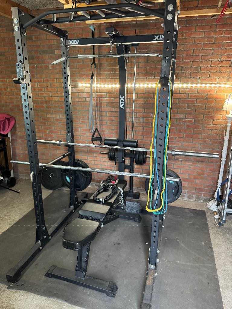 Complete homegym - ATX 600 power rack met veel accesoires, Ophalen, Benen, Gebruikt, Krachtstation