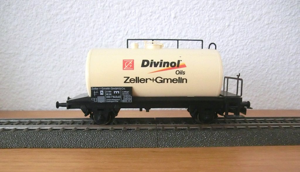 Marklin ketelwagen met opschrift Divinol Oils, Wisselstroom, Wagon, Ophalen of Verzenden, Zo goed als nieuw