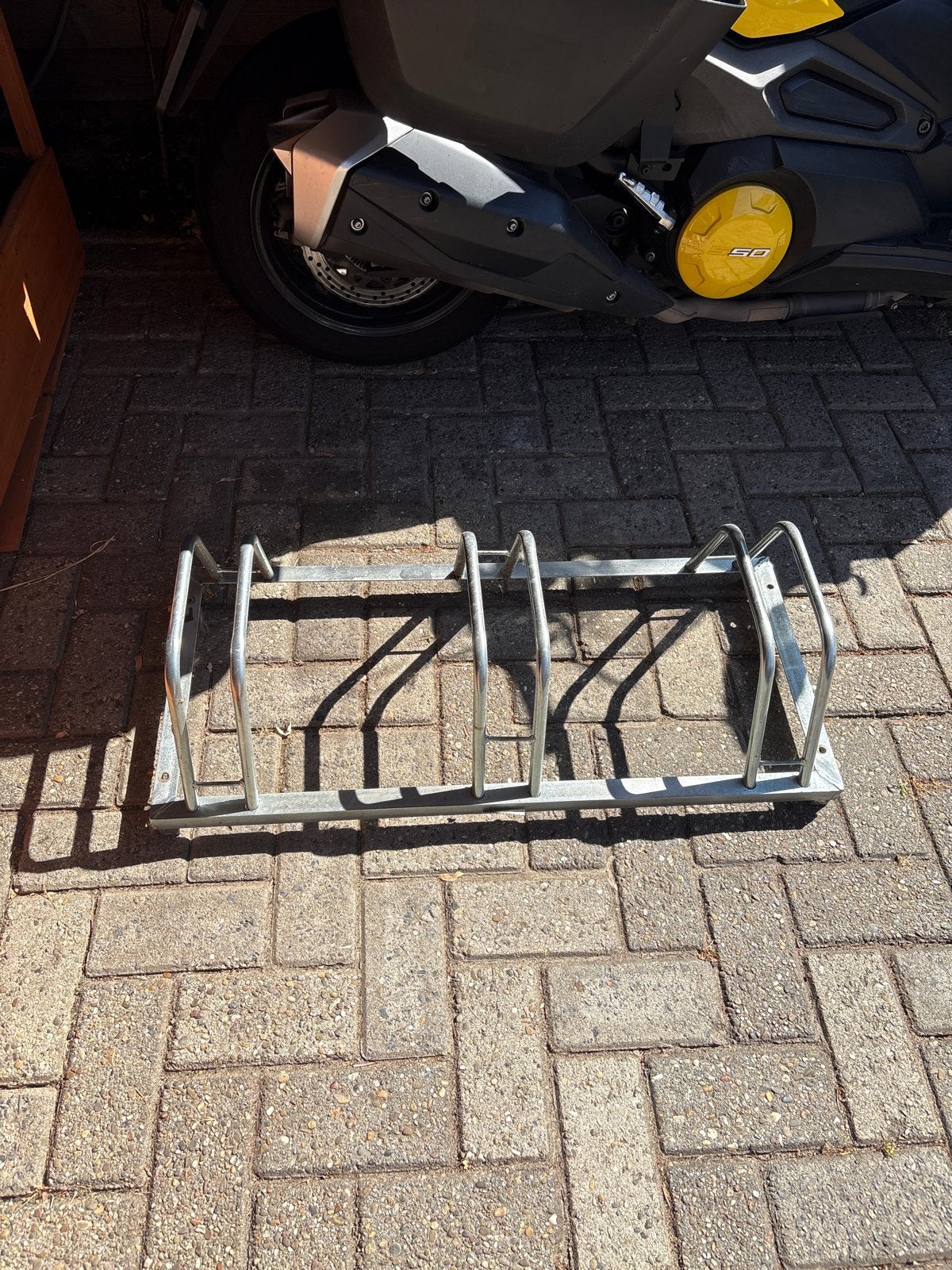 Metalen fietsenrek voor 3 fietsen, Ophalen of Verzenden, Gebruikt