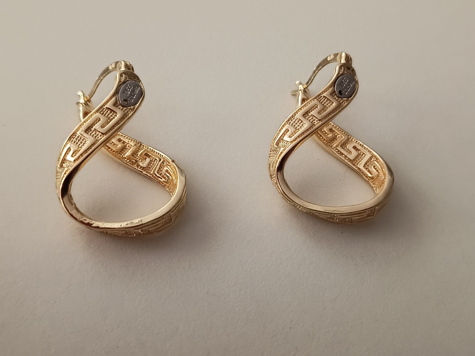 Oorbellen Versace, Overige materialen, Hangers, Nieuw, Ophalen of Verzenden