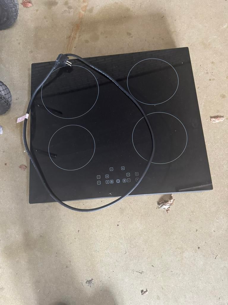 inductie kookplaat tomado, Witgoed en Apparatuur, Kookplaten, Zo goed als nieuw, Vrijstaand, Elektrisch, 4 kookzones