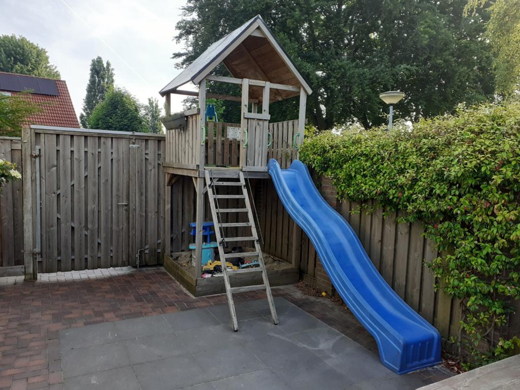 Speelhuisje met glijbaan, Ophalen, Gebruikt, Glijbaan