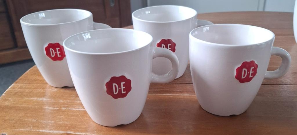 Douwe Egberts DE Mokken - Set van 4, Huis en Inrichting, Keuken | Servies, Ophalen of Verzenden, Aardewerk, Overige stijlen, Kop(pen) en/of Schotel(s)