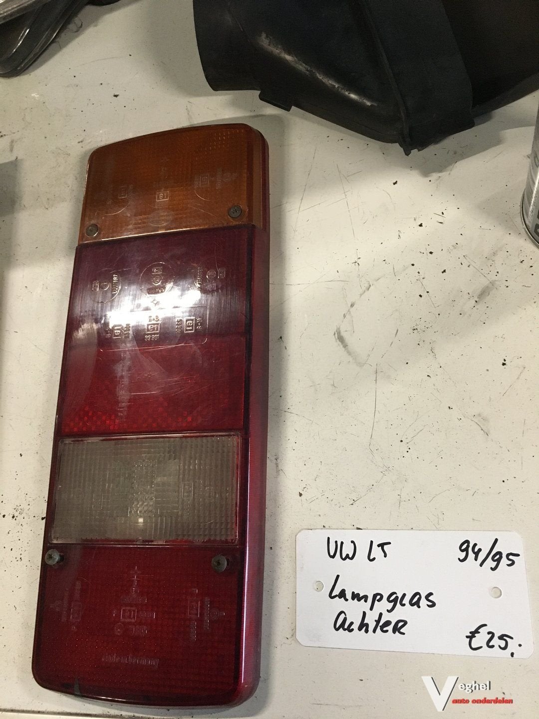 Vw lt 94/95 lampglas achter Hellah, Gebruikt, -, -, Ophalen of Verzenden