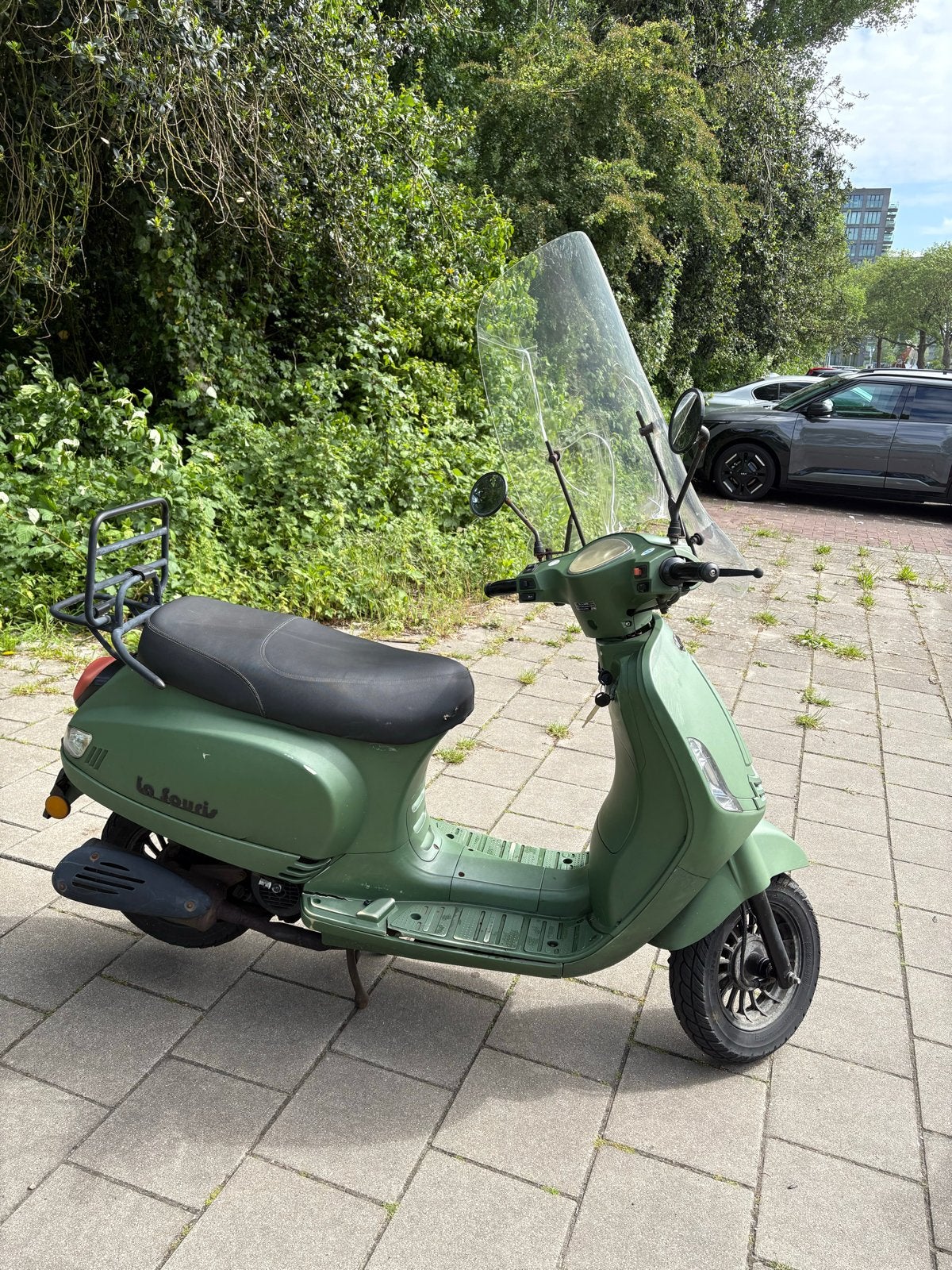 Goed rijdende brommer, Fietsen en Brommers, Snorfietsen en Snorscooters, Ophalen of Verzenden, Gebruikt, Benzine, Overige merken