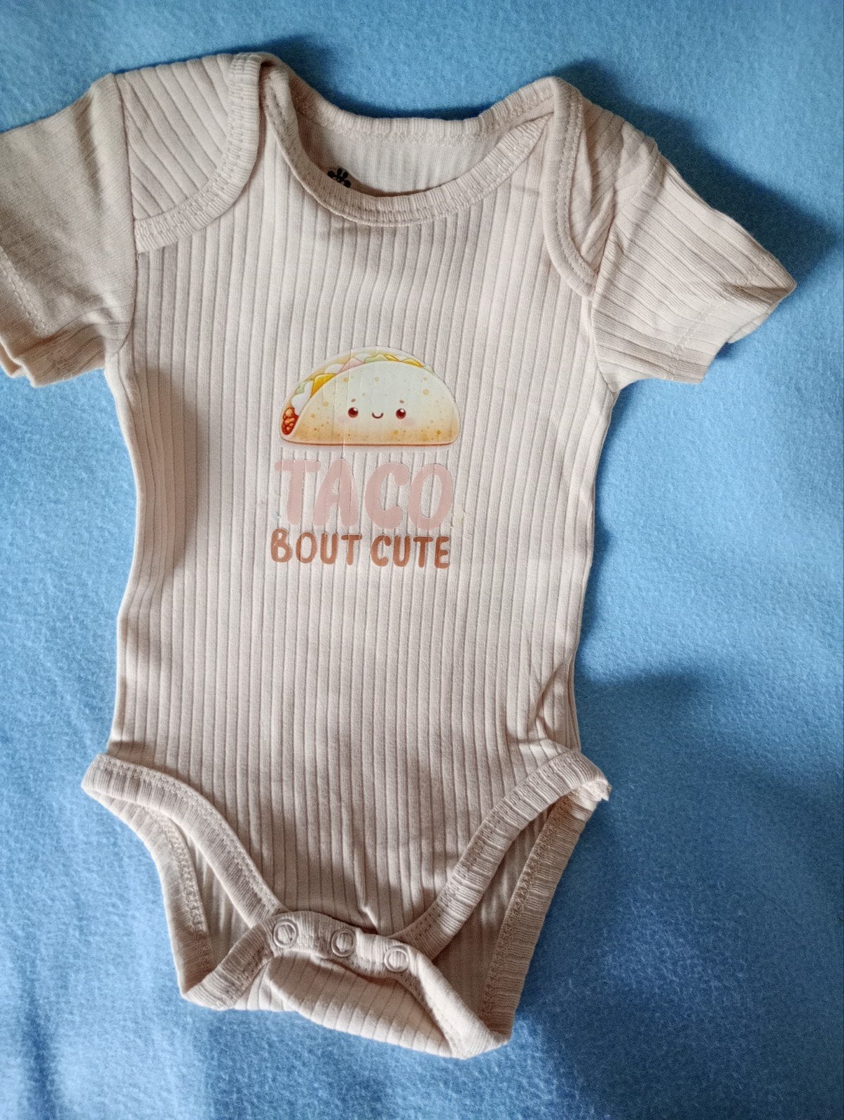 Beige handgedrukt rompertje maat 62-68 'Taco 'bout Cute', Nacht- of Onderkleding, Jongetje of Meisje, Ophalen of Verzenden, Hoodadoo