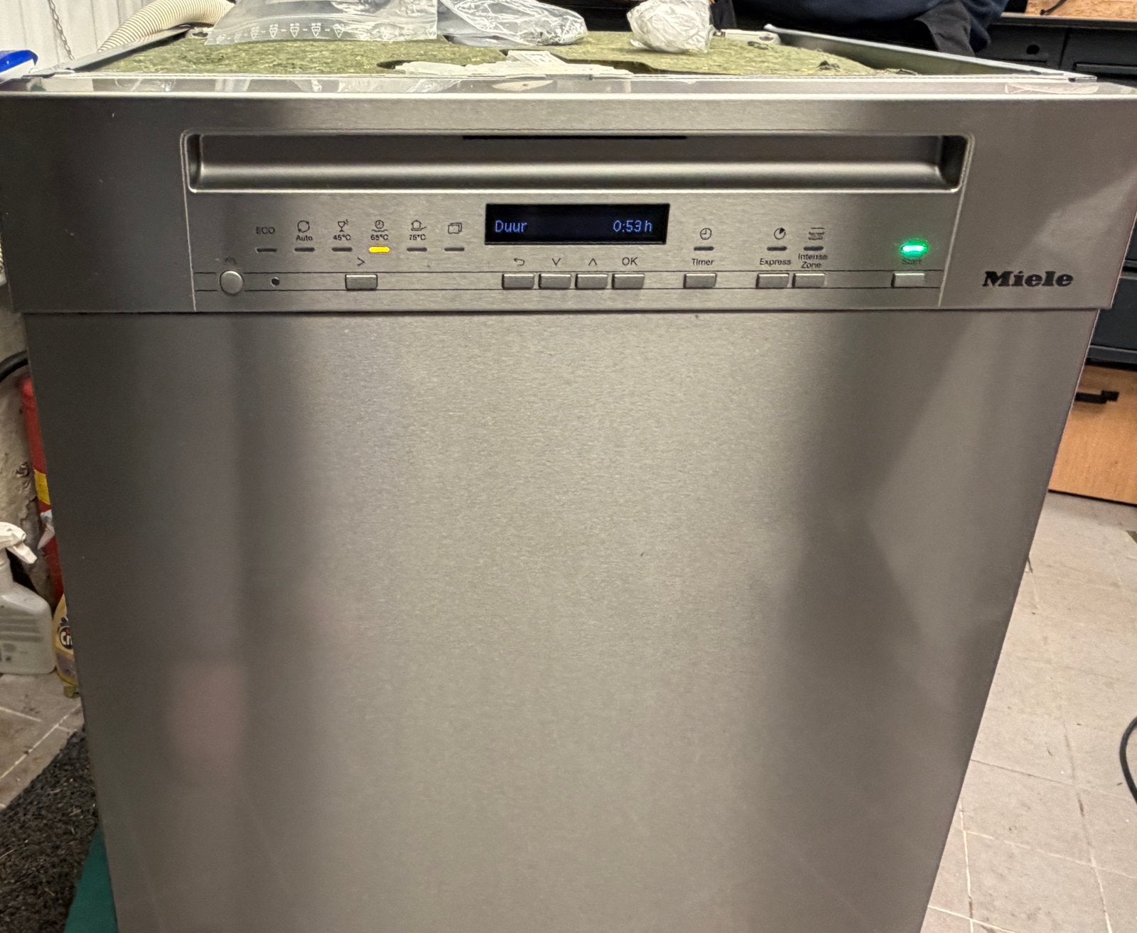 MOOIE RVS MIELE inbouw 2 jr oud. Zo goed als nieuw G7222SCU, Ophalen, Energieklasse A of zuiniger, Minder dan 85 cm, Minder dan 10 liter