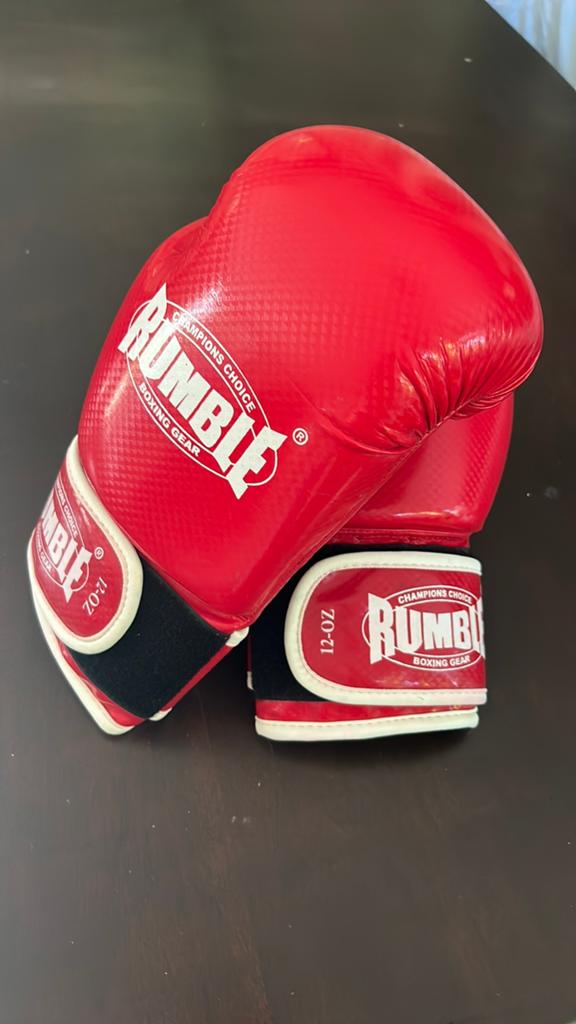 Rumble Bokshandschoenen 12oz, Ophalen of Verzenden, Zo goed als nieuw, Bokshandschoenen