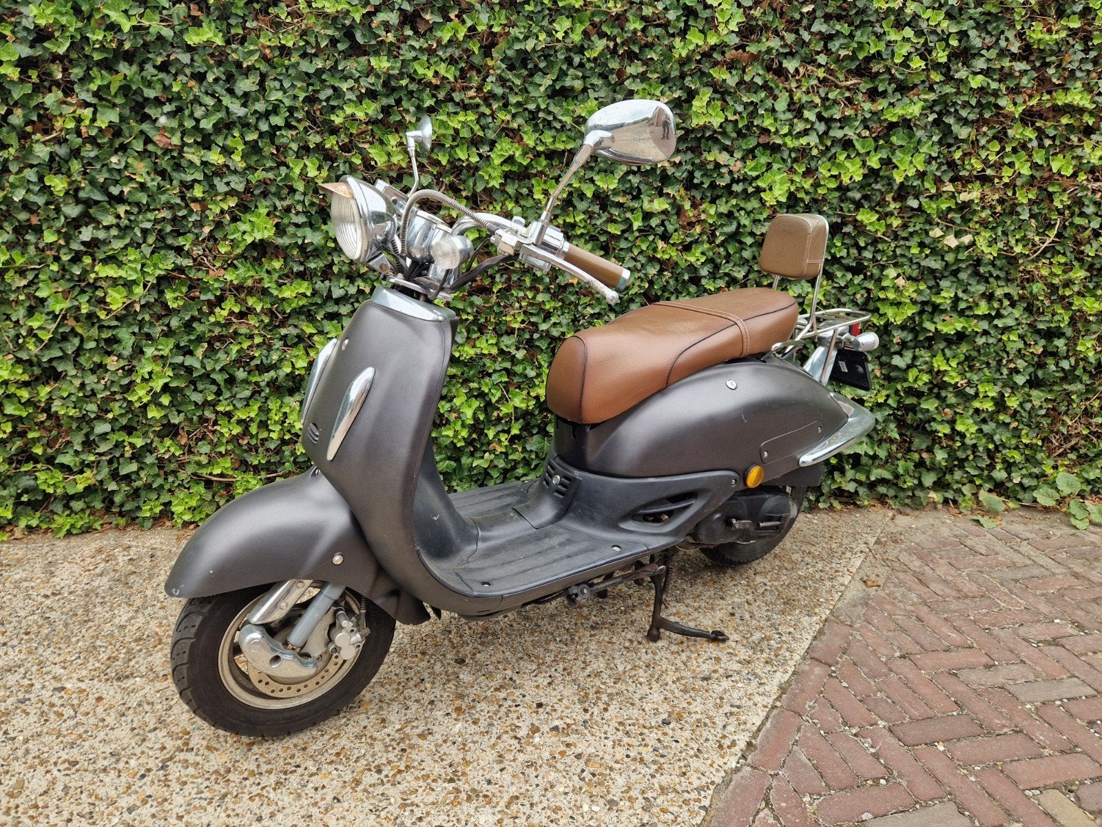 Leuke retro scooter, Fietsen en Brommers, Snorfietsen en Snorscooters, Ophalen, Gebruikt, Benzine, Overige merken