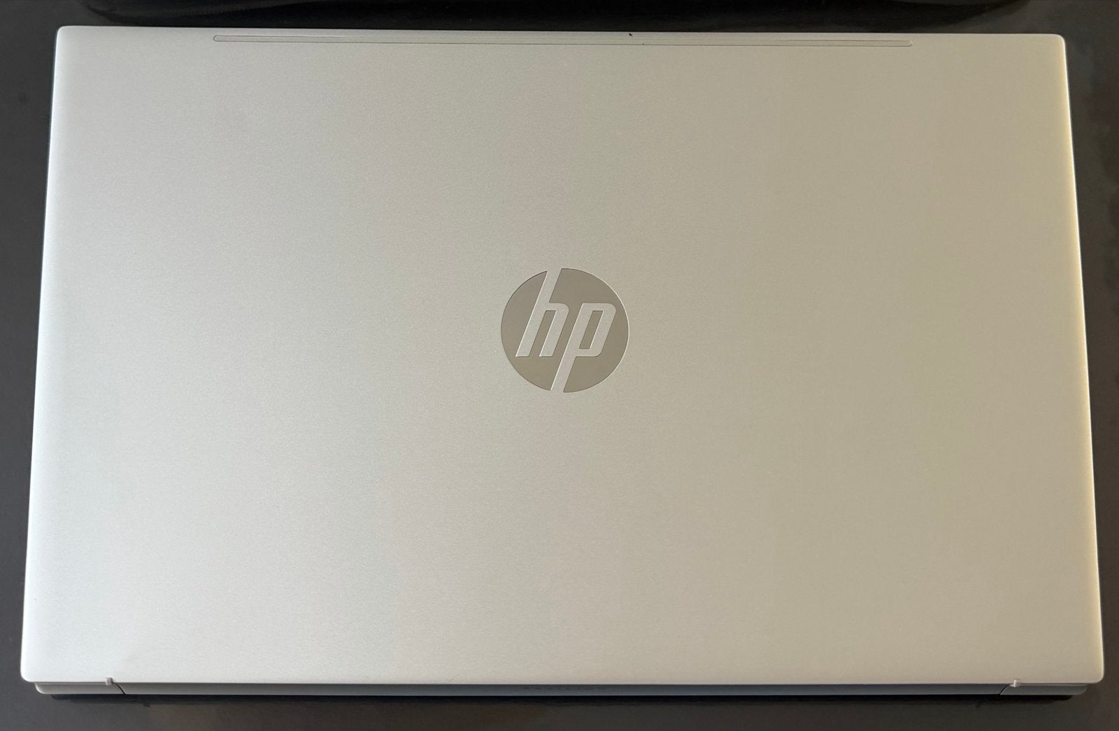 HP Pavilion 15 inch laptop (model 2025) + 15,6 inch hoes, Ophalen, Zo goed als nieuw, 15 inch, 16 GB
