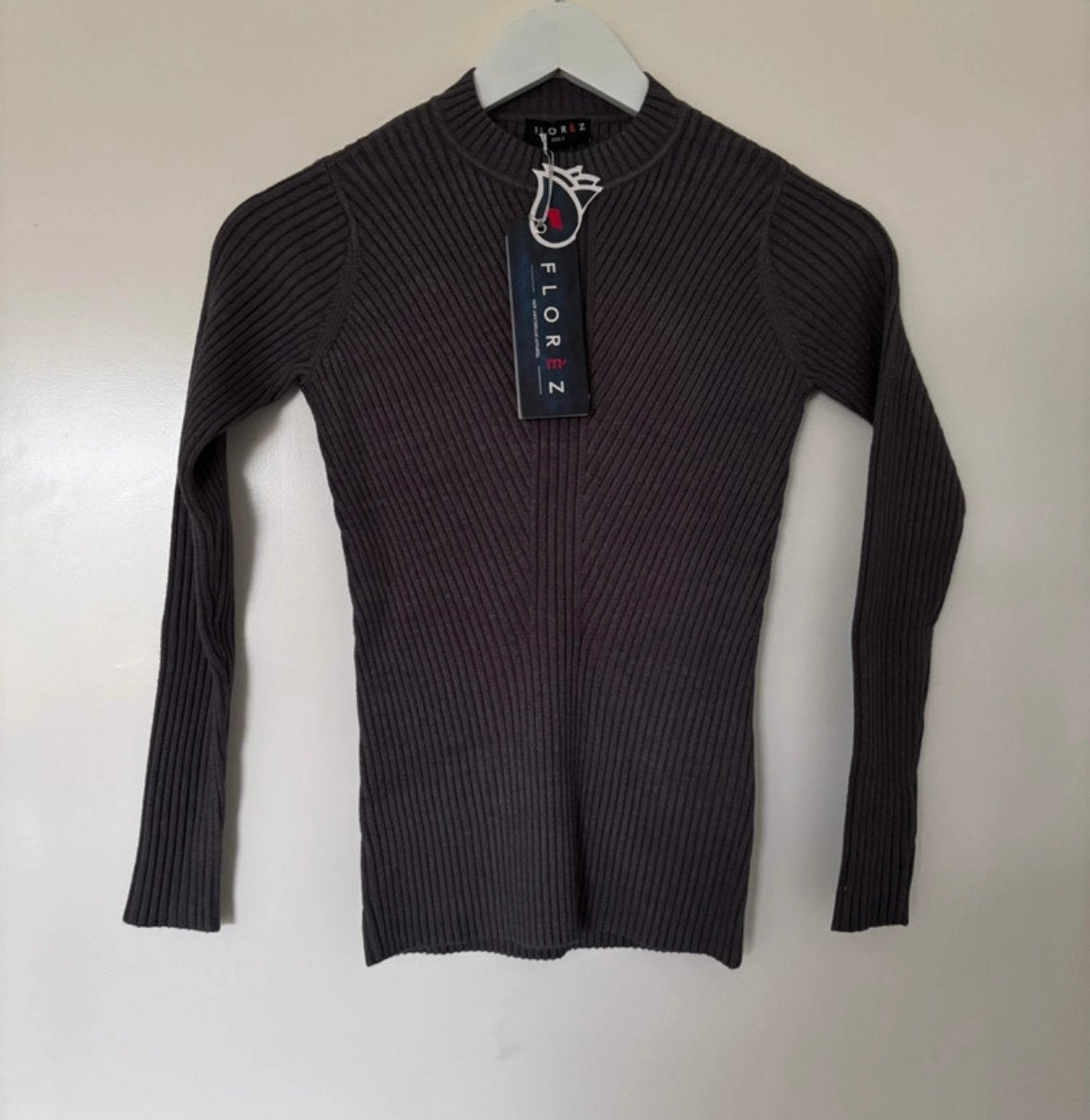 Prachtige nieuwe Florez Tara Top (Grijs - Maat S), Nieuw, Ophalen of Verzenden, Lange mouw, Maat 36 (S)