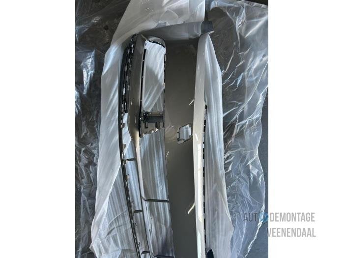 Voorbumper van een Volkswagen Passat (LB7W), -, Volkswagen, -, Nieuw