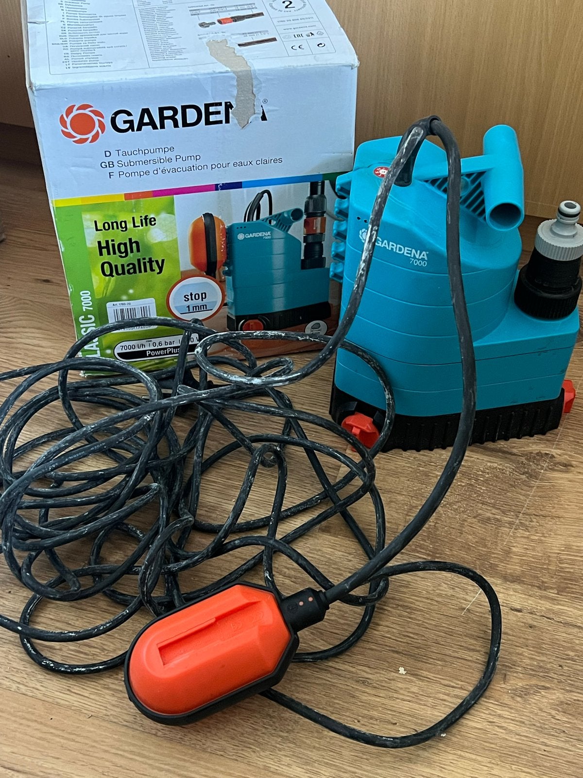 Gardena Classic 7000 Dompelpomp - Zo goed als nieuw, Ophalen of Verzenden