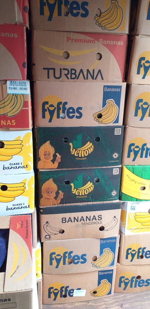 rommelmarkt spullen  bananen dozen, Ophalen, Gebruikt