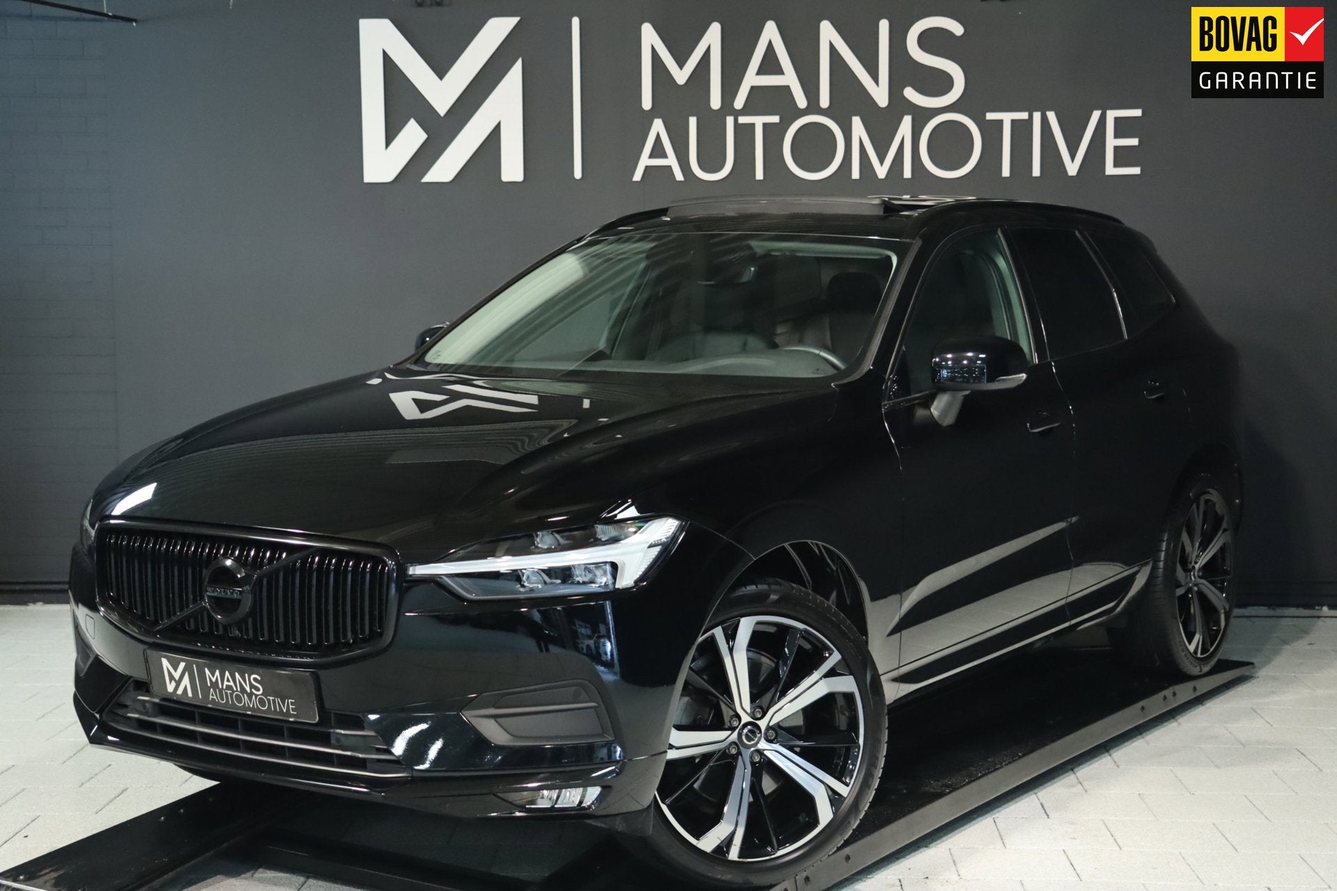 Volvo XC60 2.0 B5 / PANO / ACC / CAMERA / KEYLESS / STUUR+ST, Auto's, Dealer onderhouden, Gebruikt, 4 cilinders, 1969 cc