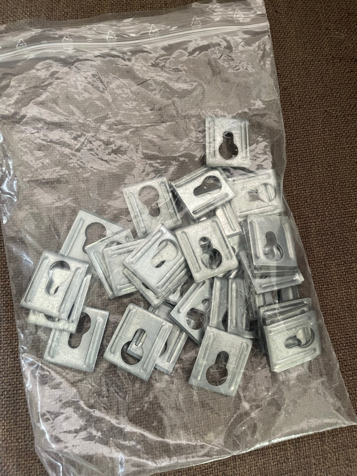 Metalen ophangbeugels - nieuw, Ophalen of Verzenden, Nieuw