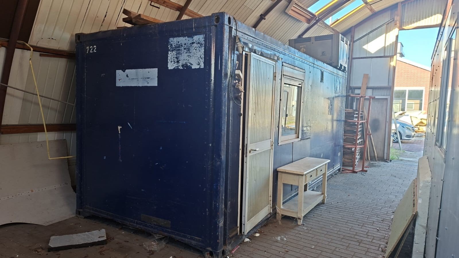 Robuuste zeecontainer met ramen en deur - 2,45x6x2,6m, Ophalen