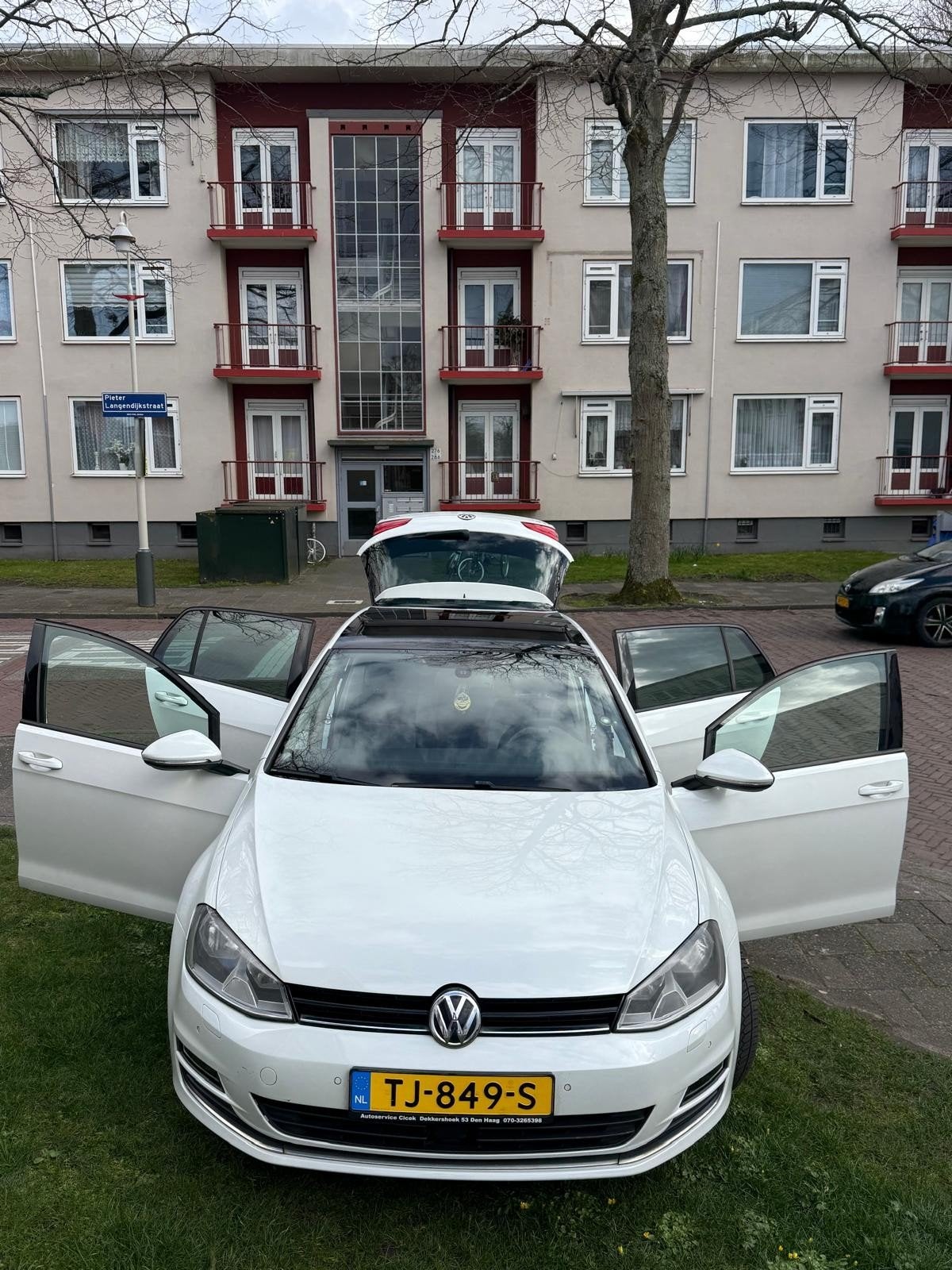 Volkswagen Golf 1.6 TDI 77KW DSG 2013 Wit, Stof, 4 cilinders, Wit, Diesel